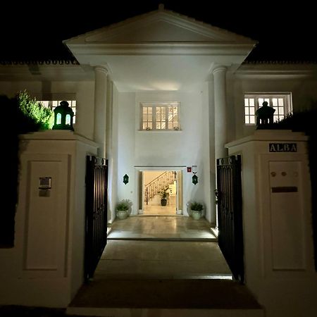 Aurora Boutique House - Only Adults Bed and Breakfast Μαρμπέλλα Εξωτερικό φωτογραφία