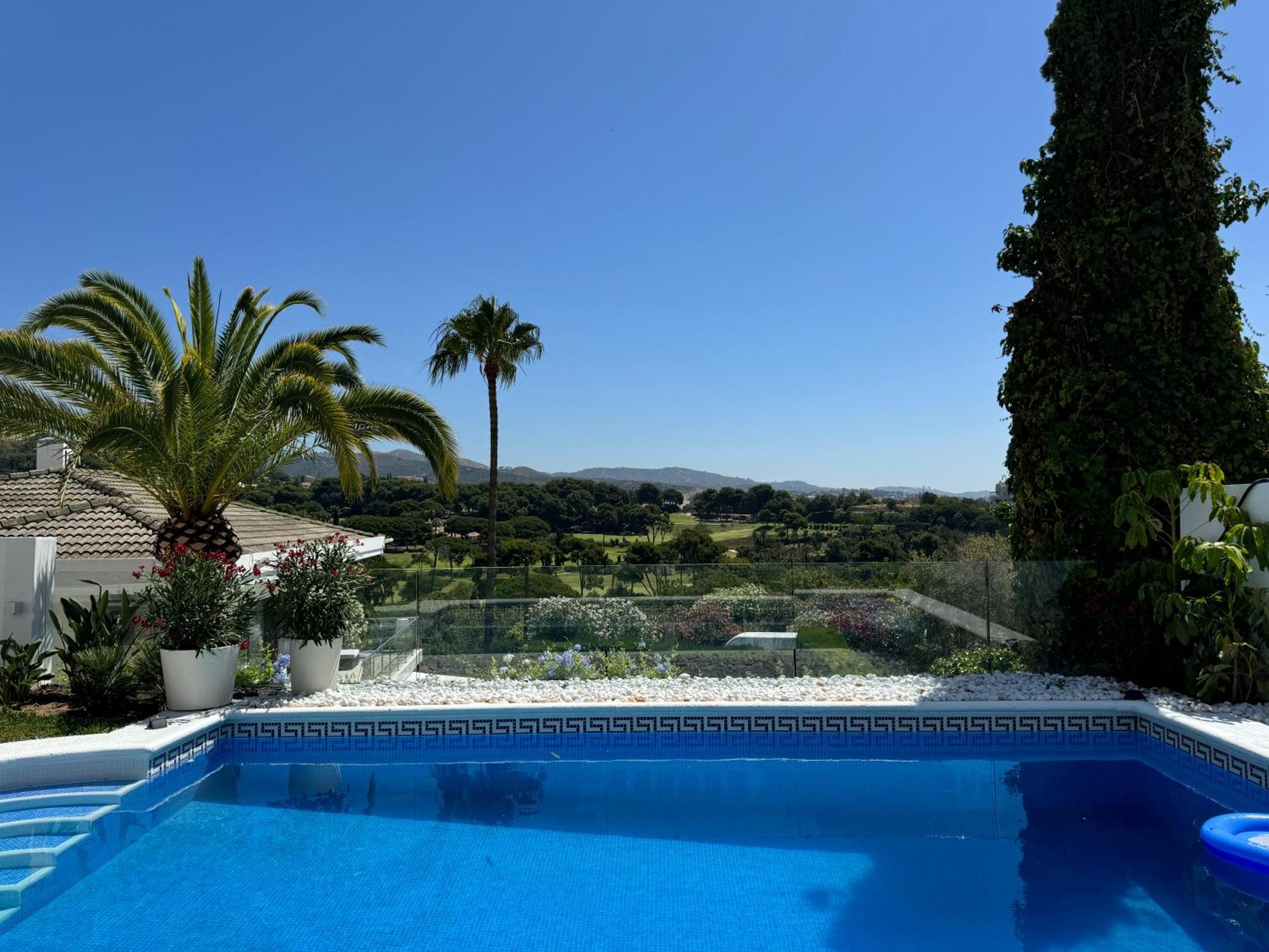Aurora Boutique House - Only Adults Bed and Breakfast Μαρμπέλλα Εξωτερικό φωτογραφία
