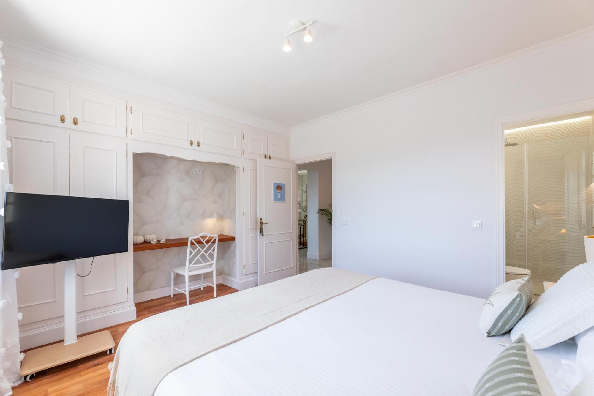 Aurora Boutique House - Only Adults Bed and Breakfast Μαρμπέλλα Εξωτερικό φωτογραφία