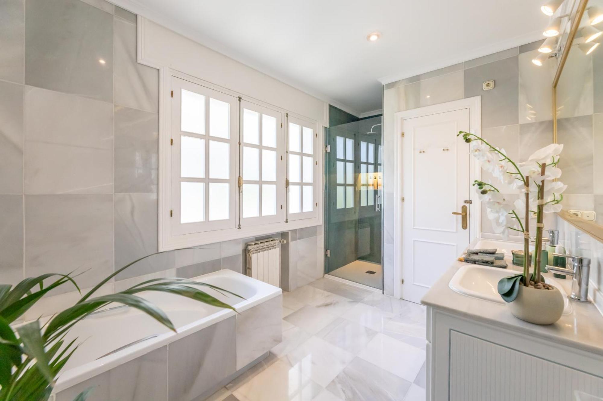 Aurora Boutique House - Only Adults Bed and Breakfast Μαρμπέλλα Εξωτερικό φωτογραφία