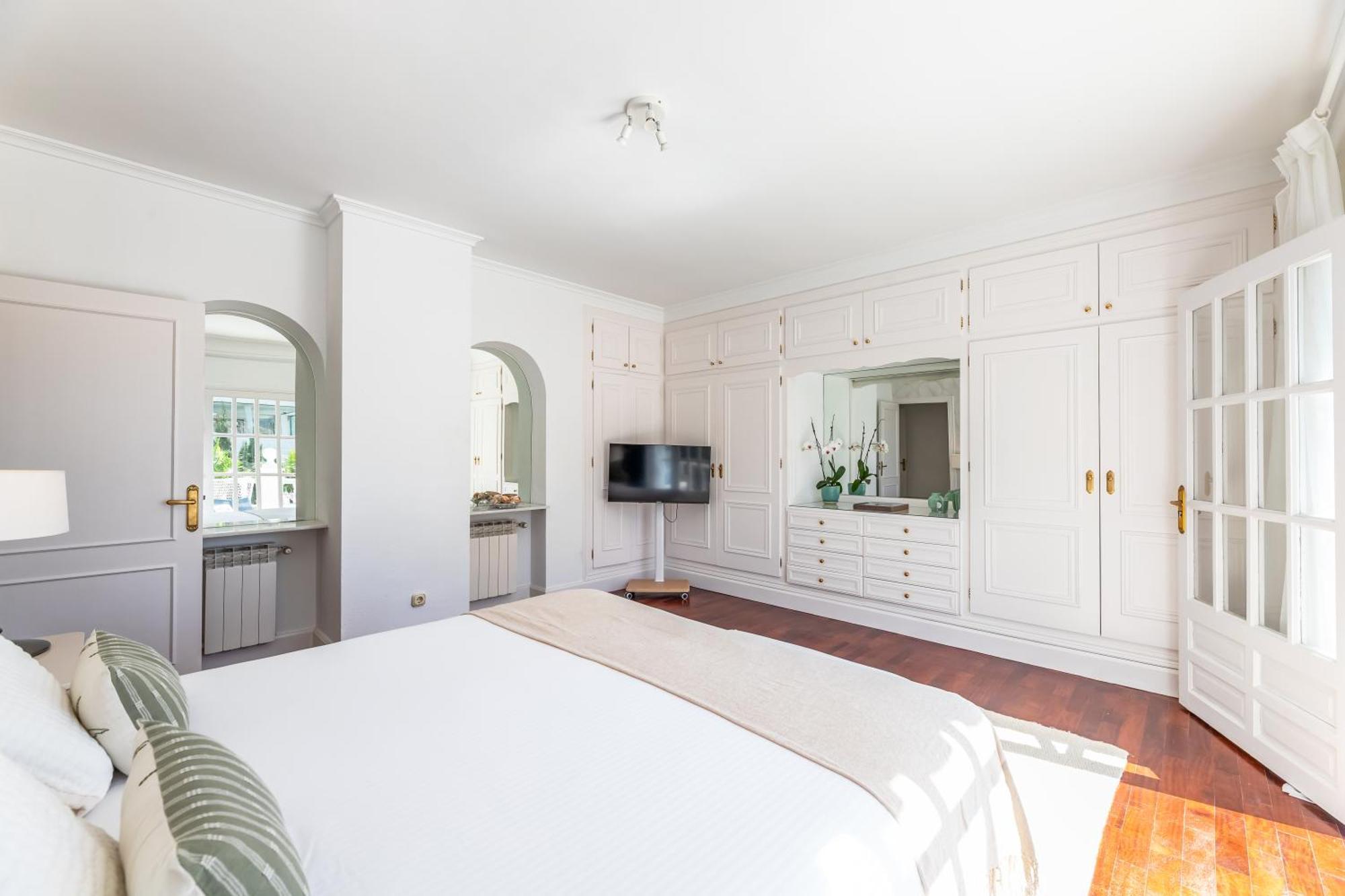 Aurora Boutique House - Only Adults Bed and Breakfast Μαρμπέλλα Εξωτερικό φωτογραφία