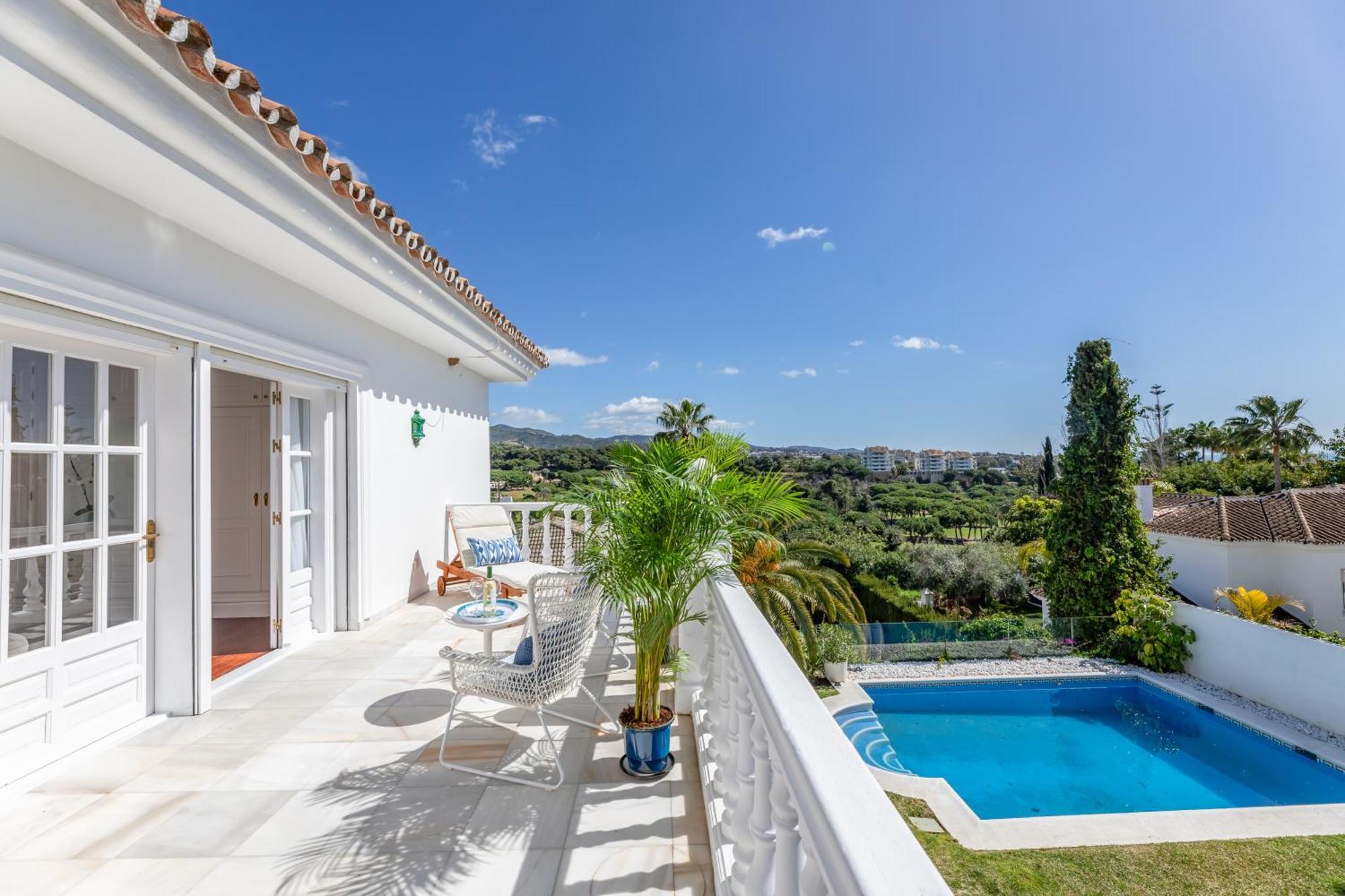 Aurora Boutique House - Only Adults Bed and Breakfast Μαρμπέλλα Εξωτερικό φωτογραφία