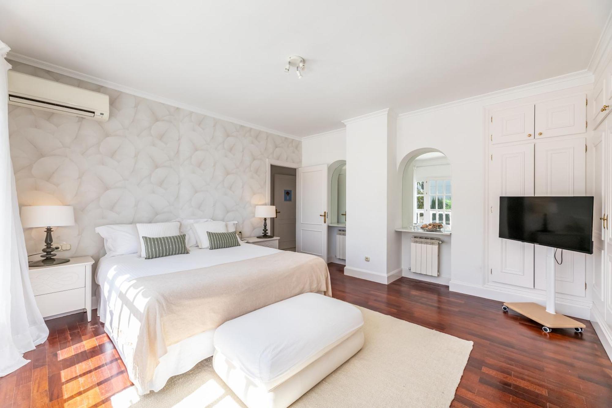 Aurora Boutique House - Only Adults Bed and Breakfast Μαρμπέλλα Εξωτερικό φωτογραφία