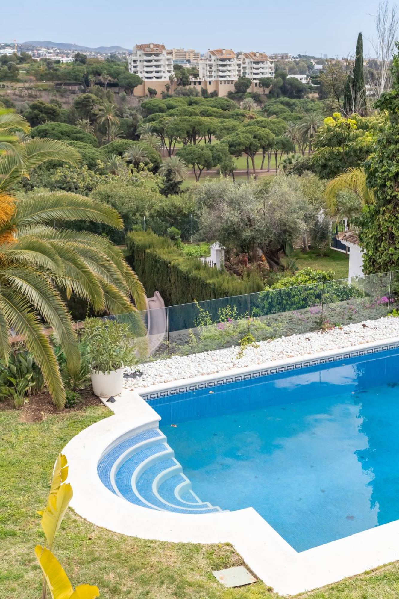 Aurora Boutique House - Only Adults Bed and Breakfast Μαρμπέλλα Εξωτερικό φωτογραφία