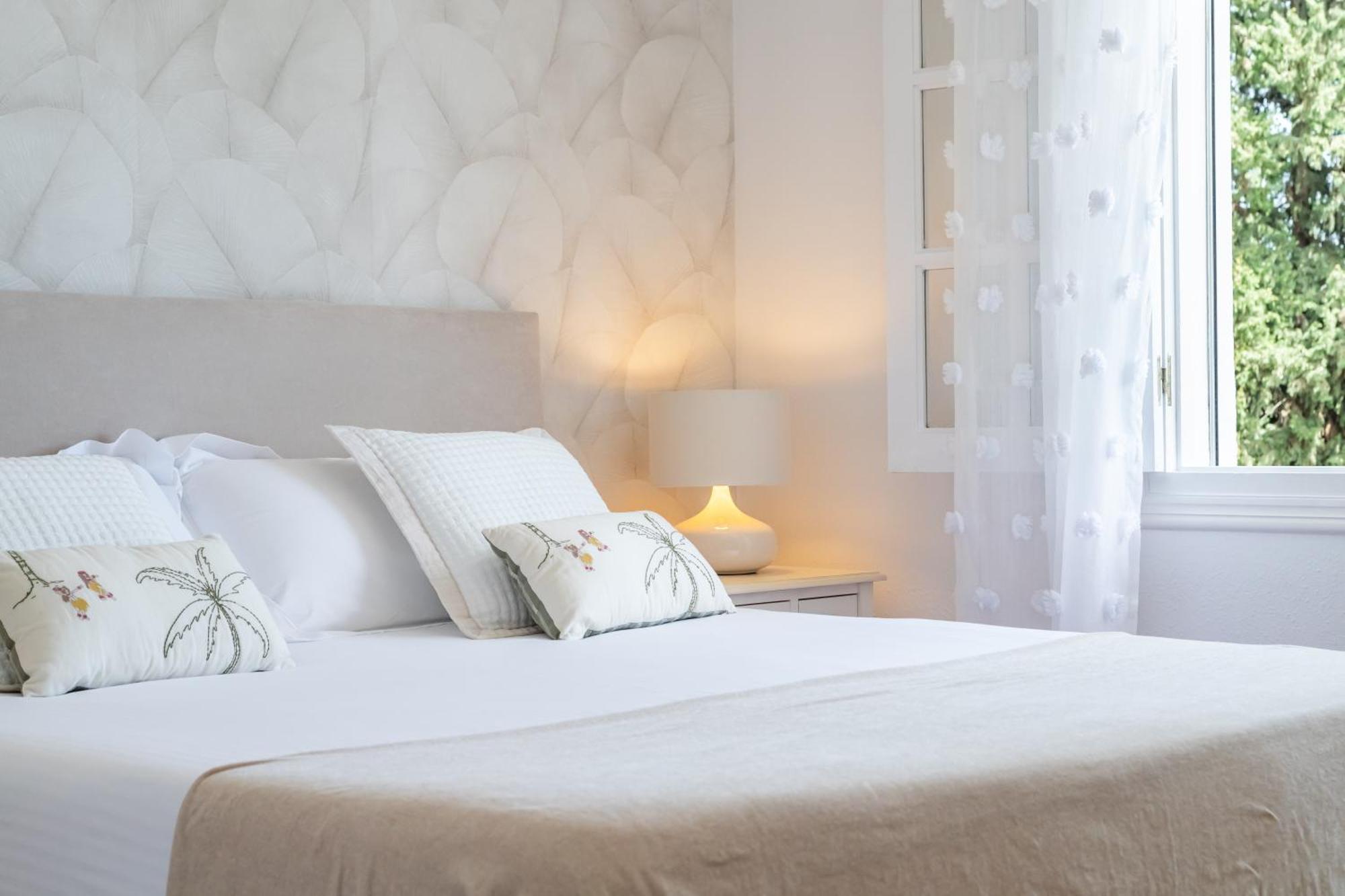 Aurora Boutique House - Only Adults Bed and Breakfast Μαρμπέλλα Εξωτερικό φωτογραφία