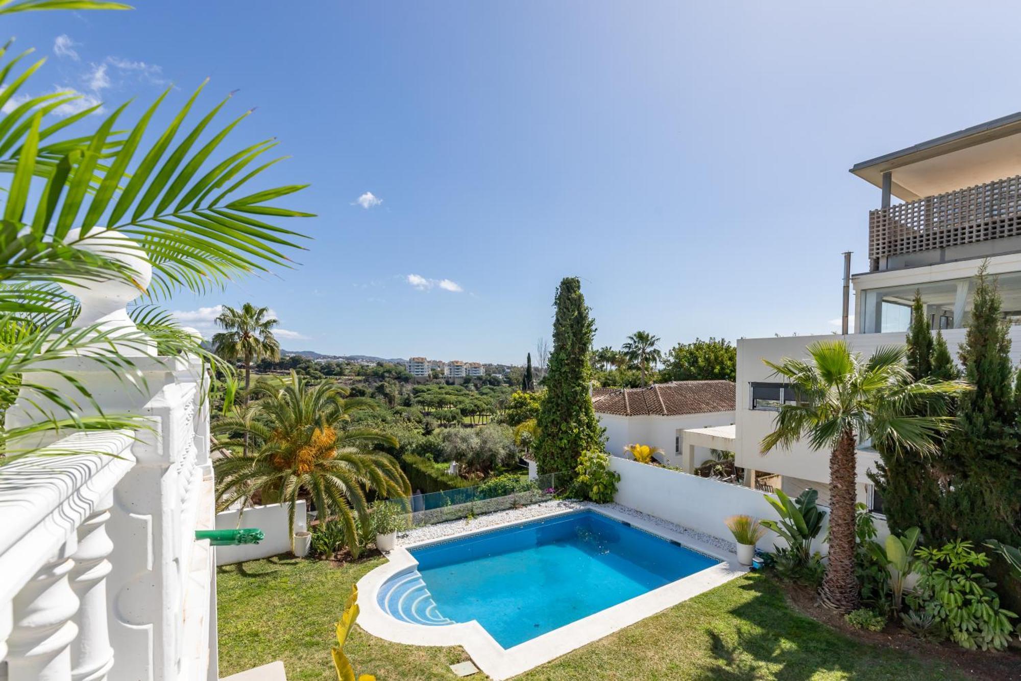 Aurora Boutique House - Only Adults Bed and Breakfast Μαρμπέλλα Εξωτερικό φωτογραφία