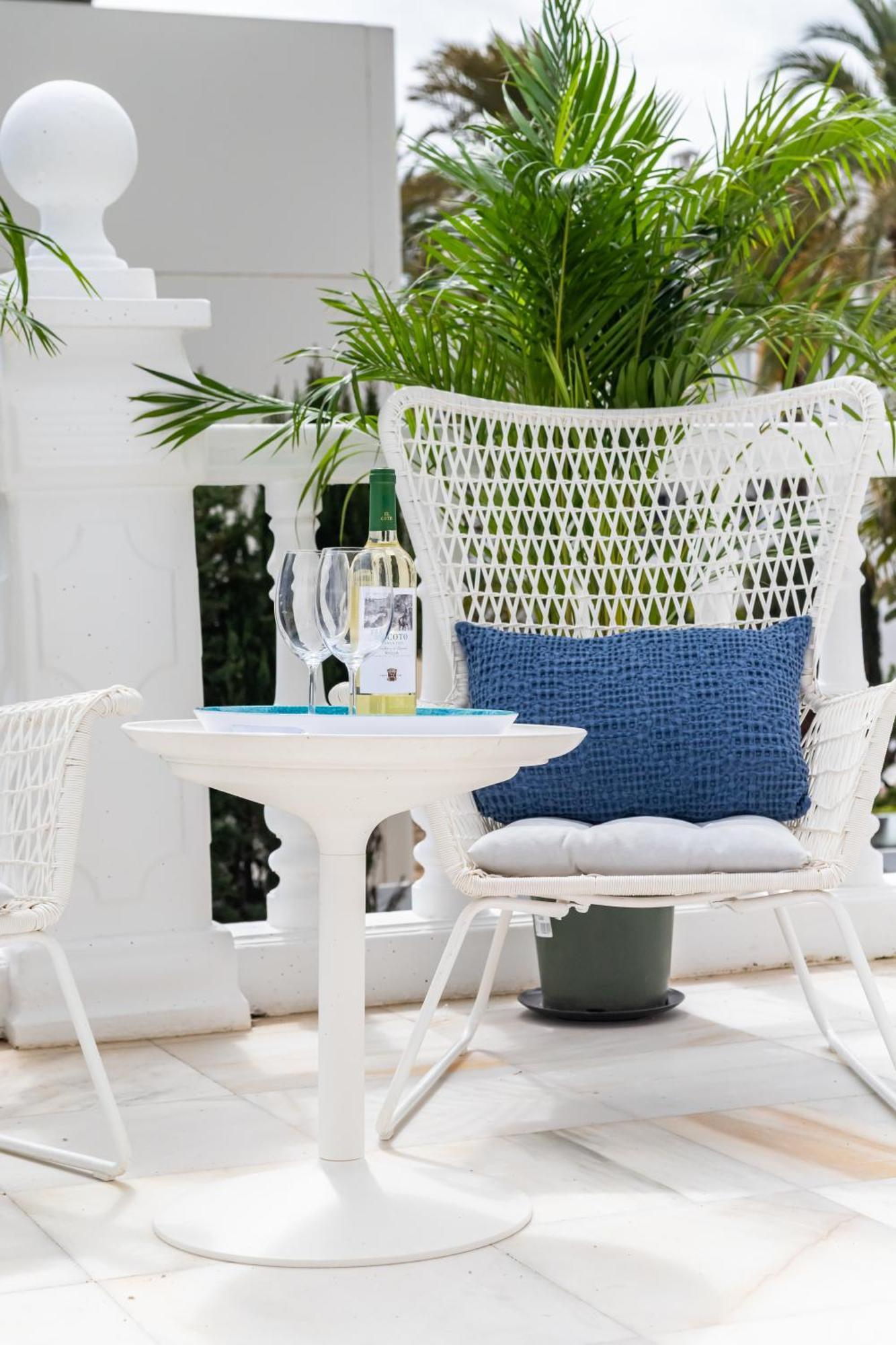 Aurora Boutique House - Only Adults Bed and Breakfast Μαρμπέλλα Εξωτερικό φωτογραφία